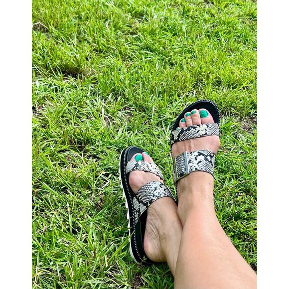 Sorel Roaming Platform Slide Sandal, Size 9 - Picture 16 of 16